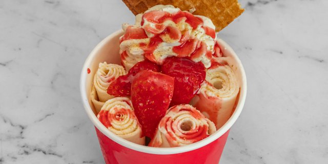 Strawberry Cheesecake Rolled Ice Cream
