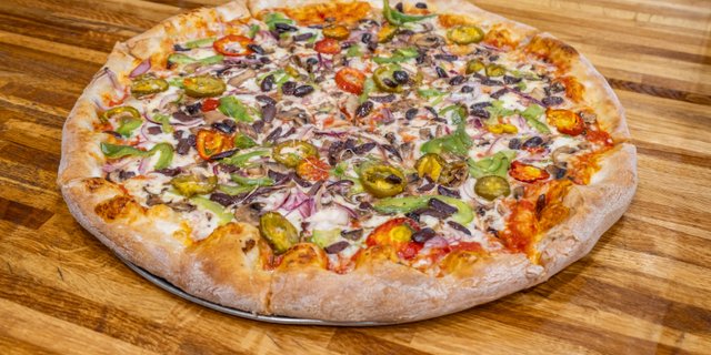 Backyard Pizza