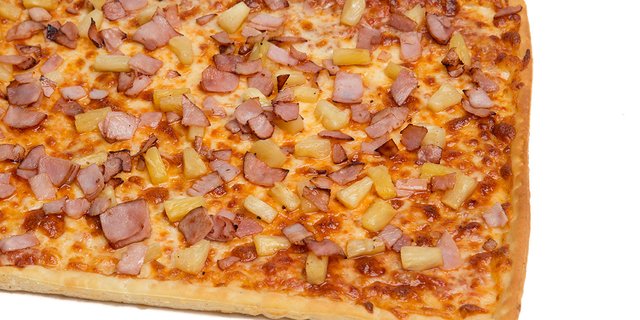 18" Hawaiian Pizza