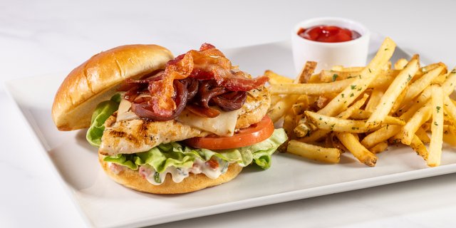Mesquite Grilled Chicken Sandwich Boxed Lunch