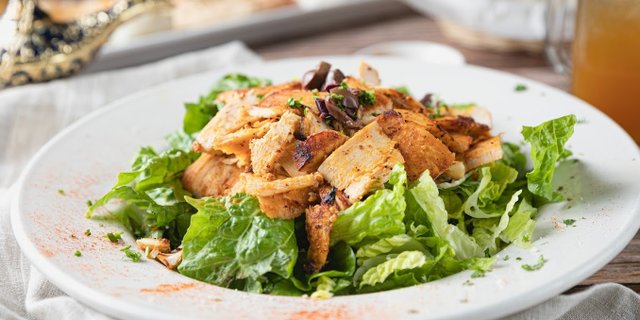 Chicken Fattoush Salad