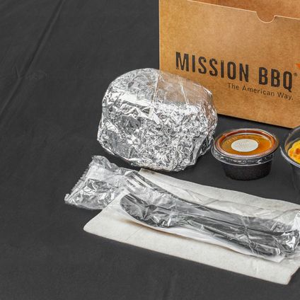 Sandwich & 1 Side Boxed Lunch