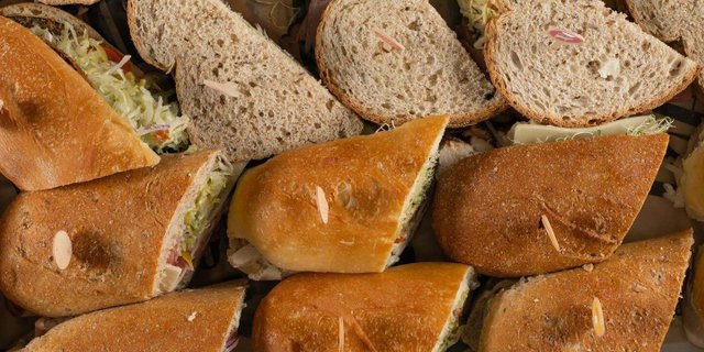 Sammie Platter Combo w/ Pasta Salad