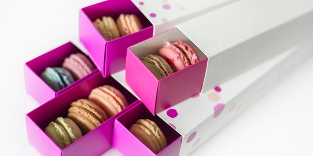 Box of 24 Macarons