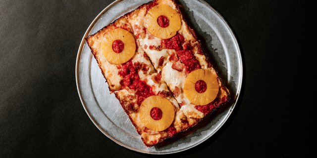 Gluten-Free Hawaiian Pizza
