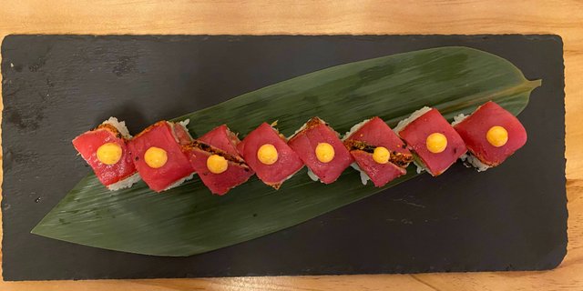 Tuna Predator Roll