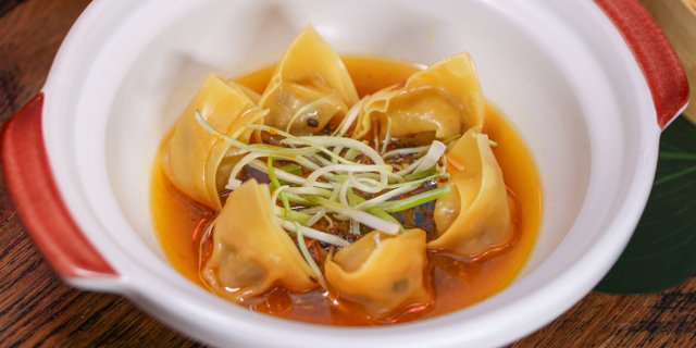 Chili Pork Wontons