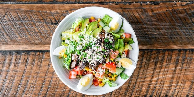 INDIVIDUAL STEAK HOUSE SALAD