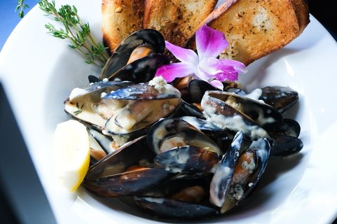 Blue Mussels Tray