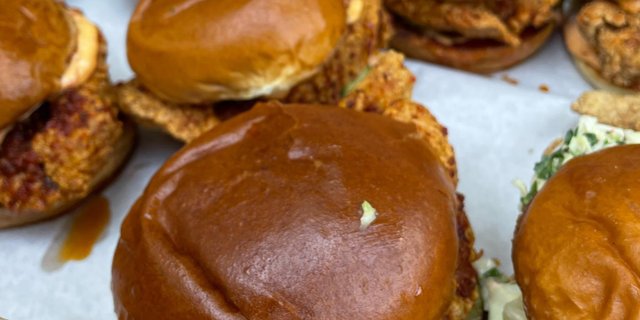 Nansville Hot Chicken Sandwich 10-Pack