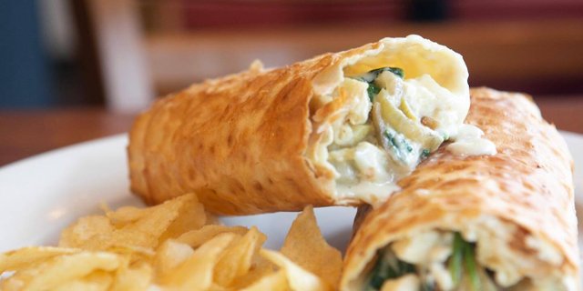Spinach & Artichoke Roll