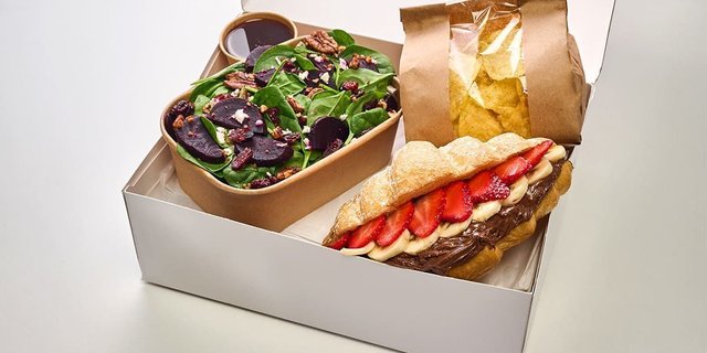 Sweet Croissant & Salad Boxed Lunch