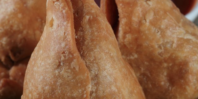 Vegan Vegetable Samosa