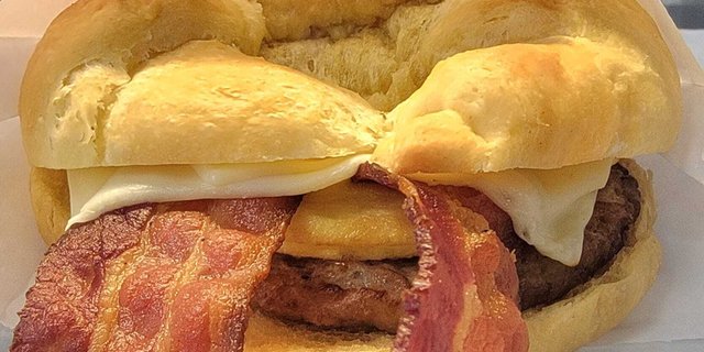 6 Croissants Breakfast Sandwiches