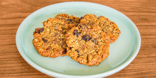 Oatmeal Raisin Cookies