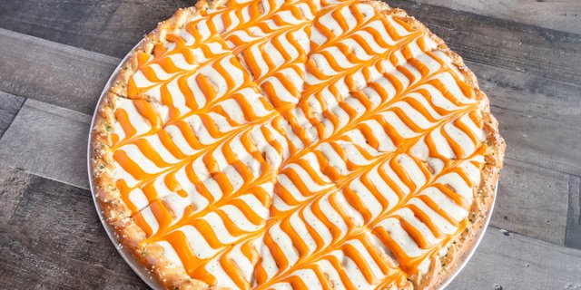 Buffalo Chicken Stuffed Pizza