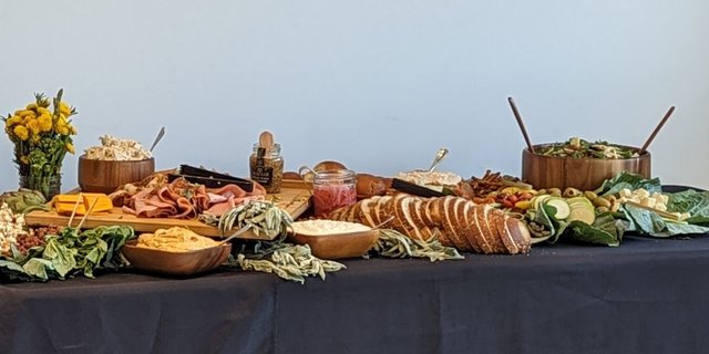 Lunch Graze Package