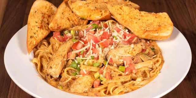Blackened Cajun Chicken Pasta