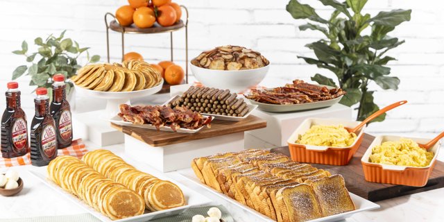 Large Group Classic Breakfast Bundle