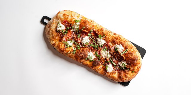 Calabrese Bianca Pizza