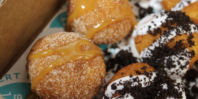 16 Mini Donuts