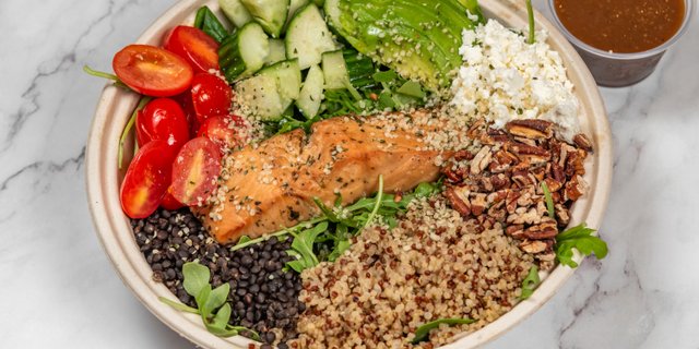 Individual Salmon Super Food Salad