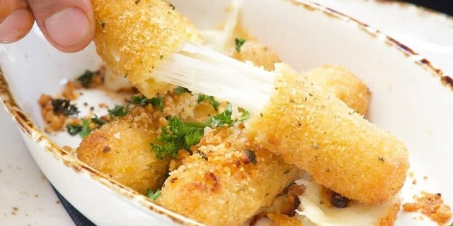 Mozzarella Sticks