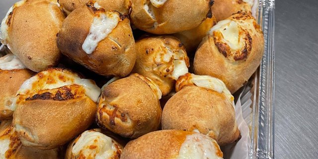 Garlic Cheese Rolls Tray