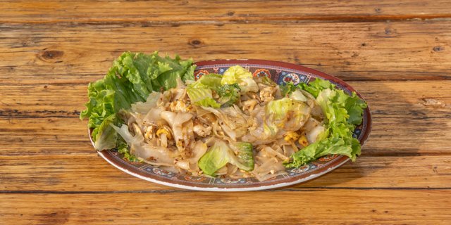Pad Gai Noodles