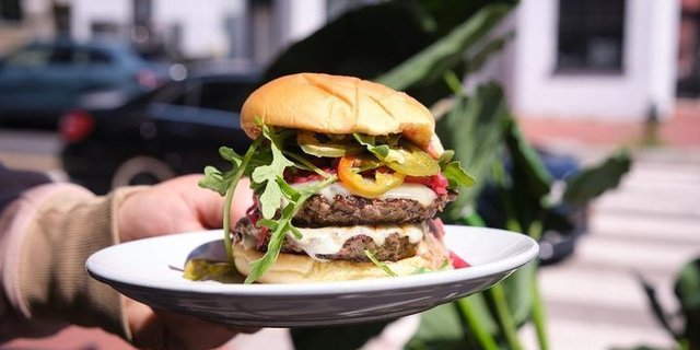 Barbie Girl Burger