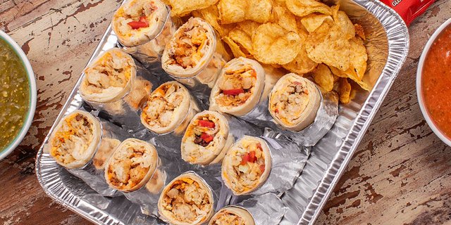 Egg & Chipotle Bacon Breakfast Burrito Tray