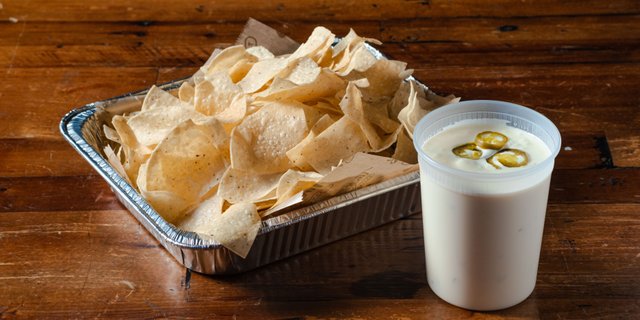 Chips & Queso