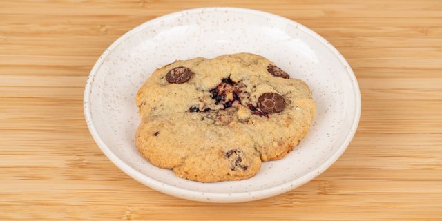 Blackberry Chocolate Chip Cookies