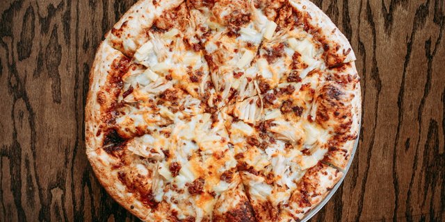 Build-Your-Own Pizza