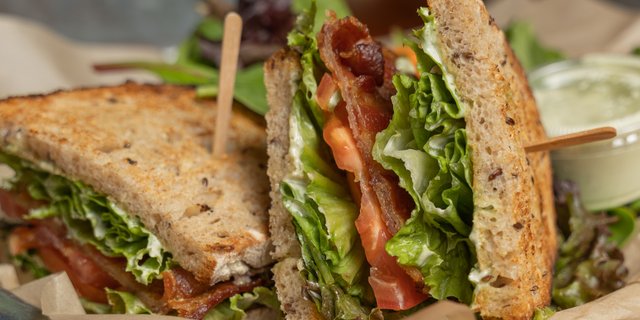 Twisted BLT Sandwich Tray