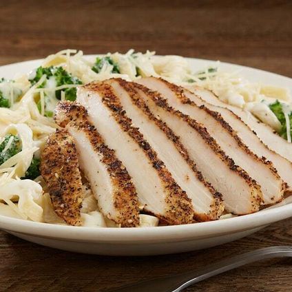 Individually Packaged Chicken Alfredo