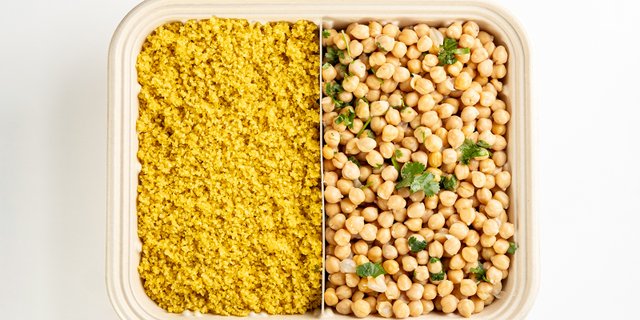 Wheat Pilaf & Garbanzo Beans Platter