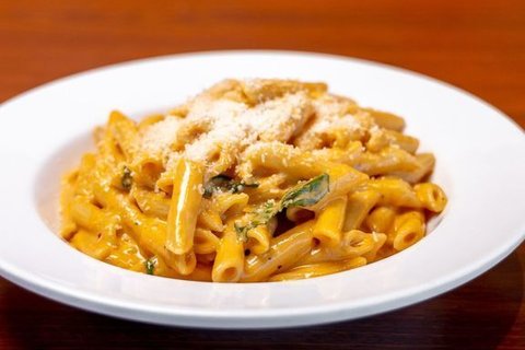 Penne & Vodka Sauce