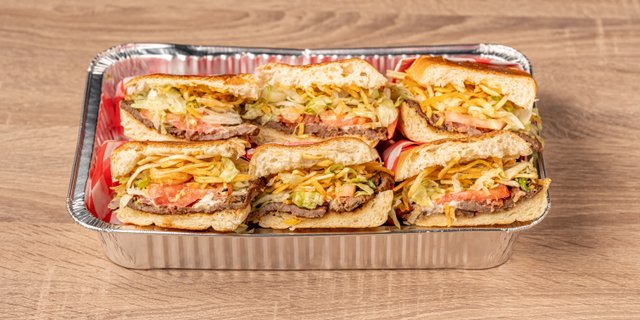 Pan con Bistec Tray