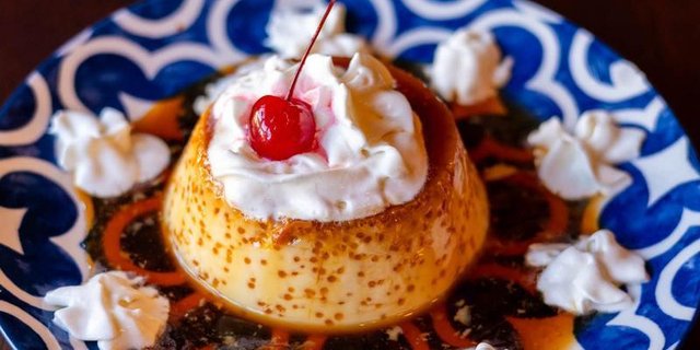 Flan Napolitano
