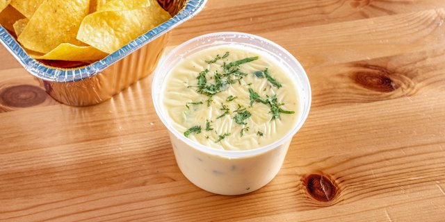 Chips & Queso Blanco