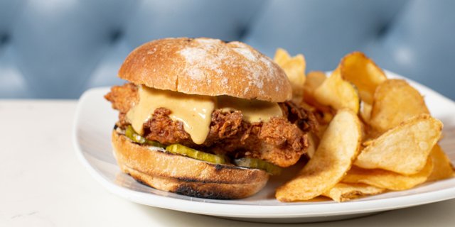 Fried Chicken Sandwich Boxed Lunch