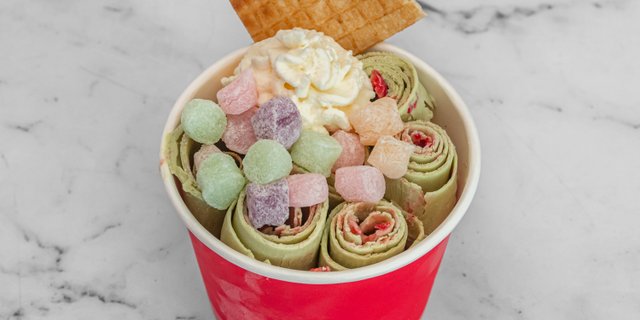 Matcha Mochi Rolled Ice Cream