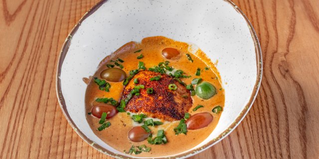 Pan-Seared Salmon & Grits