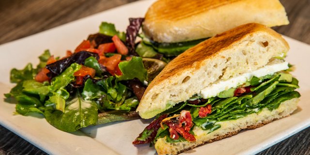 Hummus Avocado Panini Box