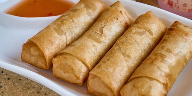 Vegetarian Spring Rolls (10 pcs)
