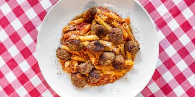 Pasta Marinara & Meatballs