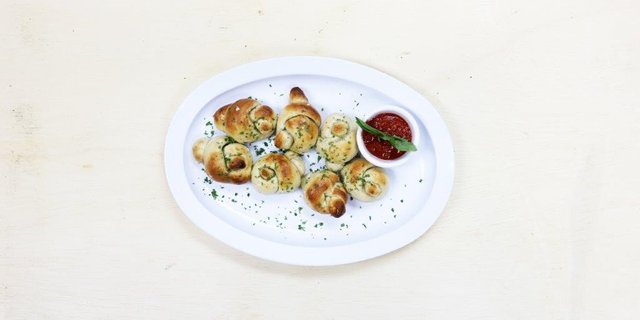 Garlic Knots Tray