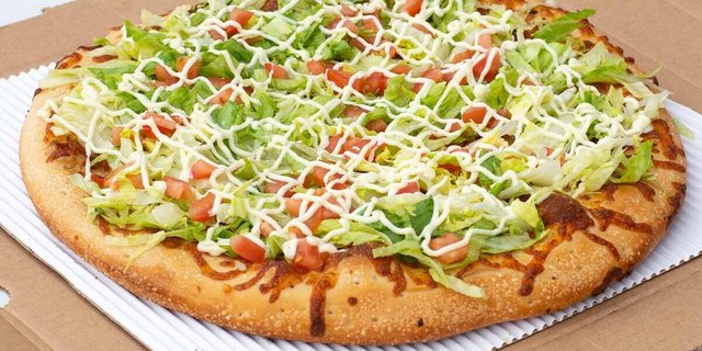 B.L.T. Round Pizza