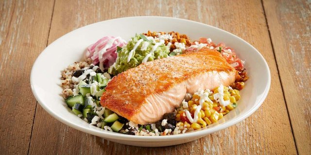 Individually Packaged BJ's Brewhouse Bowl W/ Salmon*